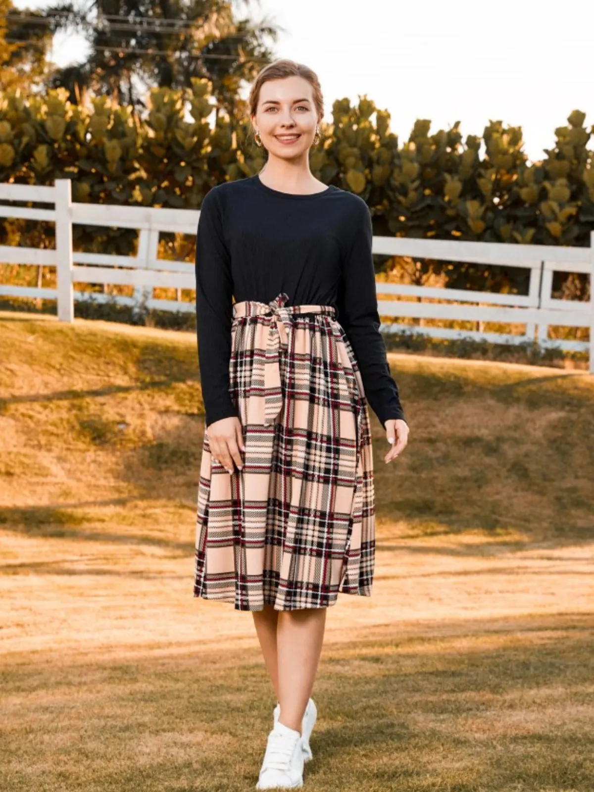 Family Style Fashion Flair Plaid Outfits