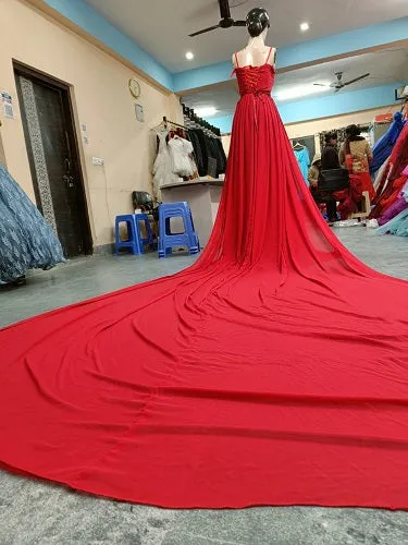 G186, Red Prewedding Shoot Infinity Long Trail Gown Size ( XS-30 To L 38 )